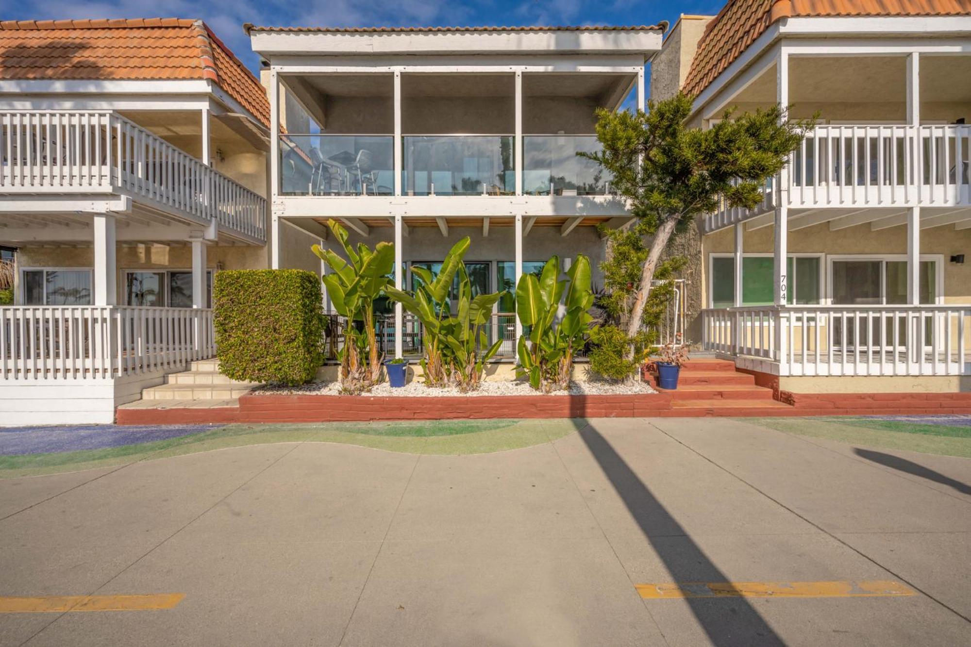 5 Bedroom Duplex With Patio & Balcony Walk To Pier Newport Beach Exterior photo